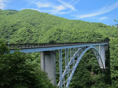 🌉 롯포자와 다리 (롯포자와바시)